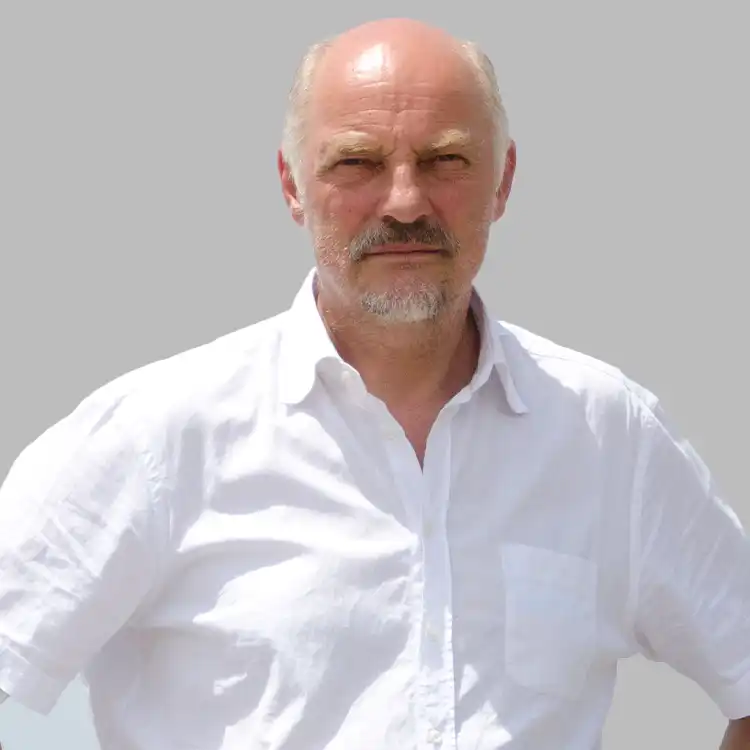 NR a.D. Mag. Johann MOSER